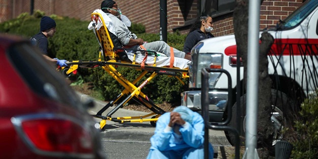New York'ta Kovid-19 hastalarının yüzde 84'ü dışarı çıkmayanlardan