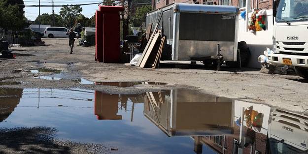 New York'u sel vurdu