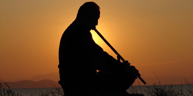 Ney sesinden etkilenip de Müslüman olanlar var