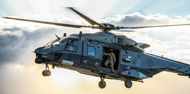 NH90 helikopterinin yeni versiyonu uçuş testlerinde! Kaska Monteli Görüş Dijital Ekranı...