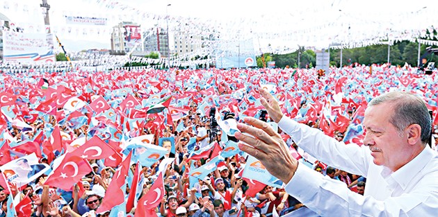 Nifakçıları sevindirmeyeceğiz