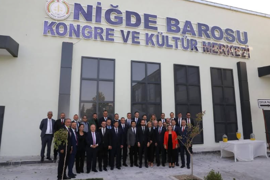 Niğde Barosu Sosyal Tesisi’ne alkollü içki ruhsatı meclisten geçti