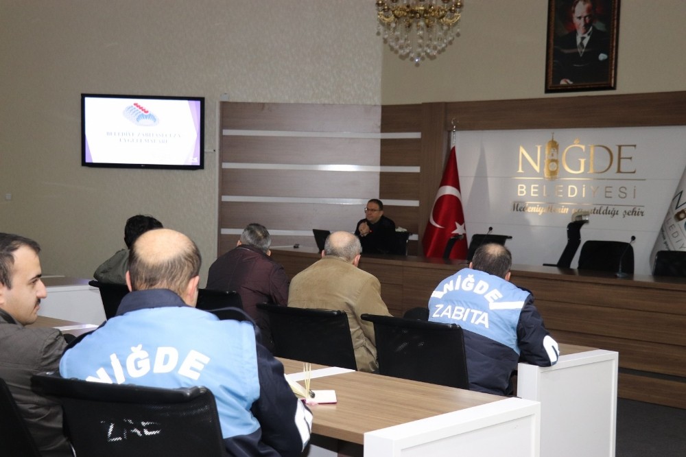 Niğde Belediyesi Zabıta ekiplerine eğitim verildi 