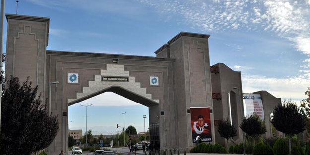 Ömer Halisdemir Üniversitesi'nden acı haber