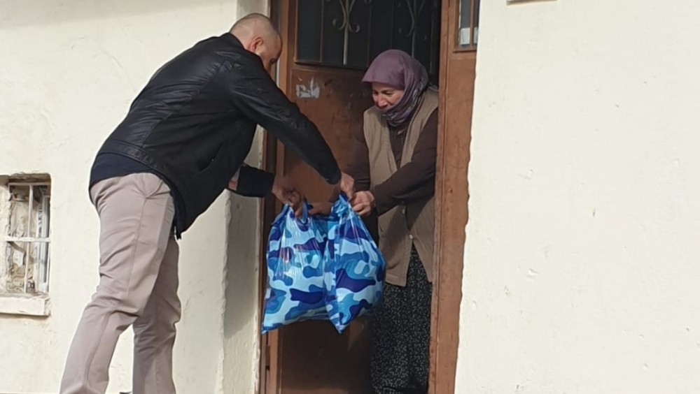 Niğde’de 51 gönüllü öğretmen, yaşlılar için görevde 