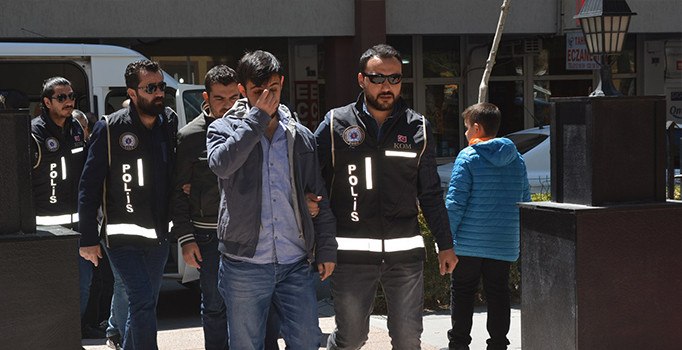 Niğde'de FETÖ'den 8 kişi gözaltında