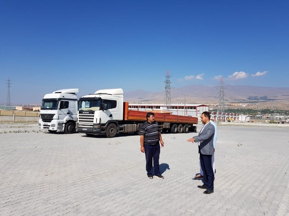 Niğde’de Kamyon Garajı Hizmete Girdi 