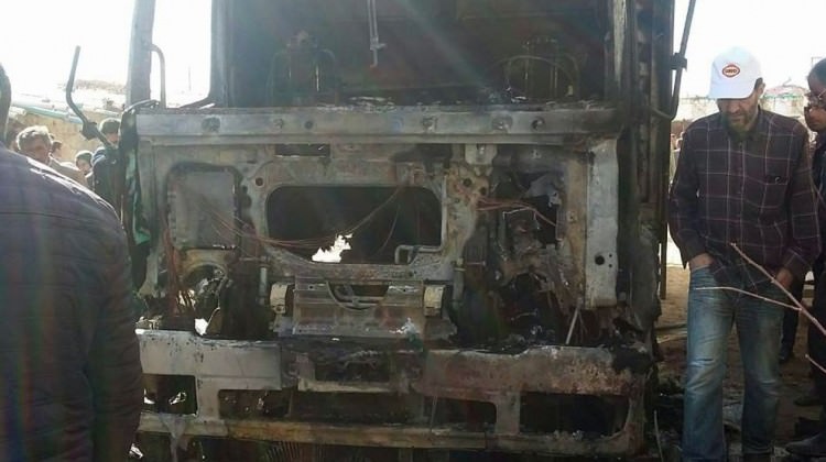 Niğde’de kaynak yapılan TIR bomba gibi patladı!