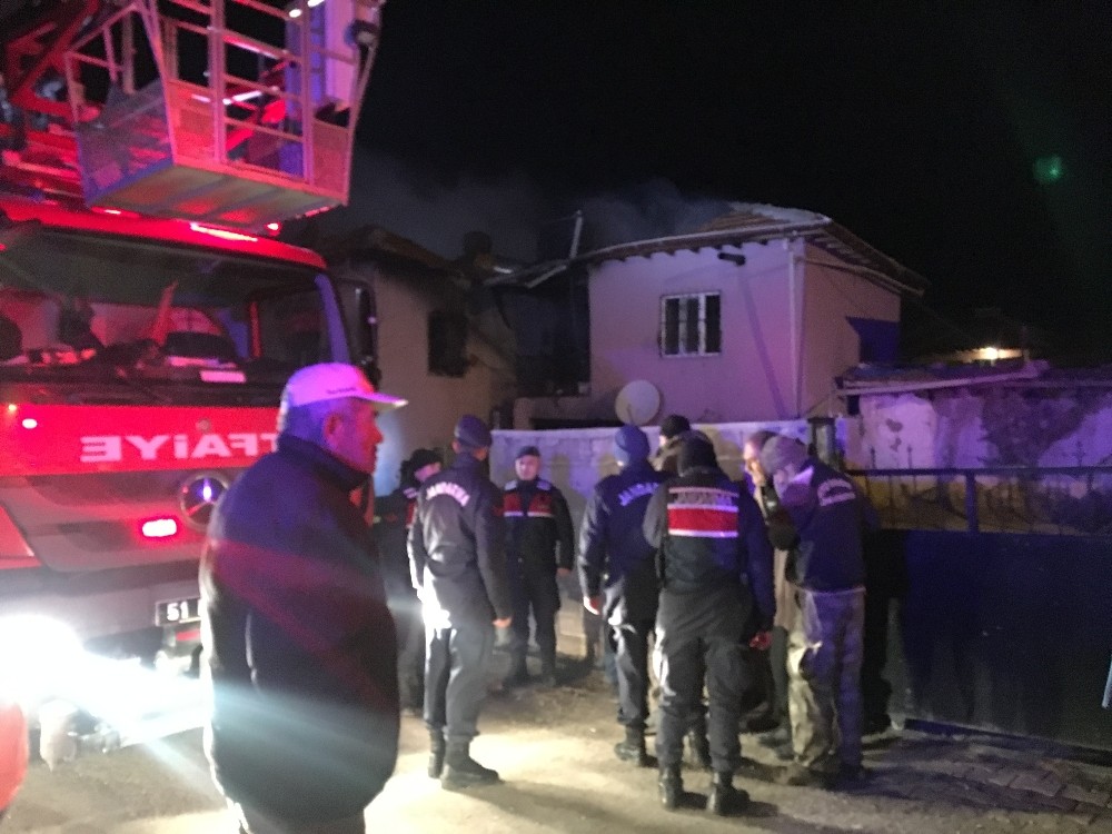 Niğde’de yangın: 4 ölü 3 yaralı 