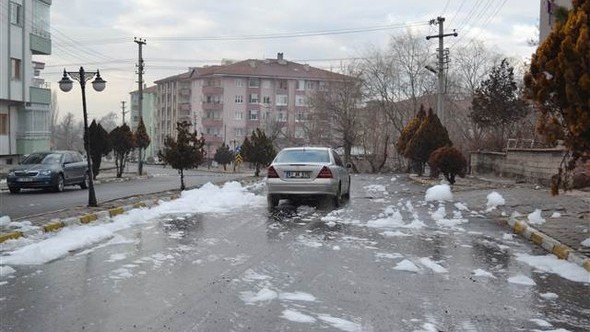 Niğde'deki esrarengiz köpüğün nedeni belli oldu