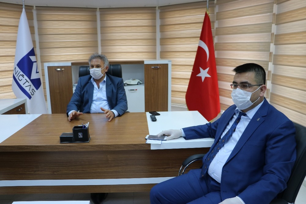 Niğdeli uş adamından Milli Dayanışma Kampanyasına büyük destek 