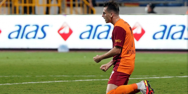 Nihat Kahveci, Kerem'e fena saydırdı!