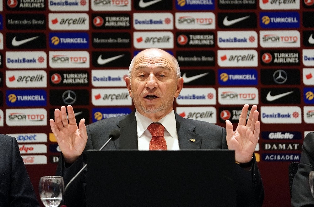 Nihat Özdemir: 