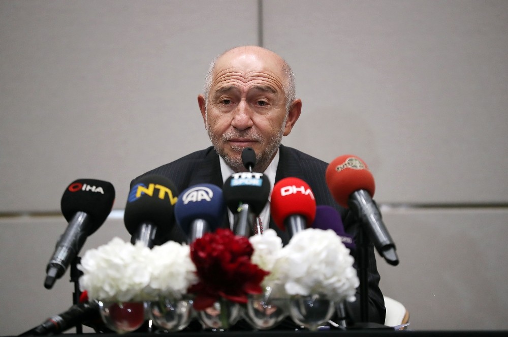 Nihat Özdemir: 