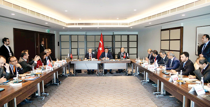 Nihat Zeybekci: Sıkıntılı günlerden geçiyoruz