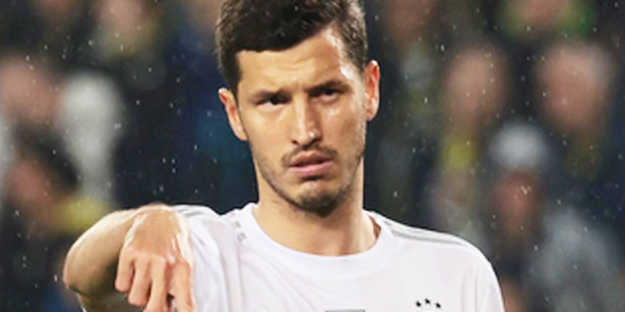 Nihayet paragözlerin kellesi alınıyor! Bu gelişme taraftarları çıldırtacak... Santos masaya yumruğunu vurdu: