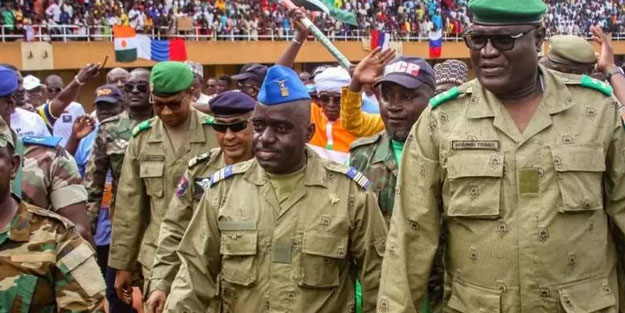 Nijer'de cunta yeni başbakan atadı