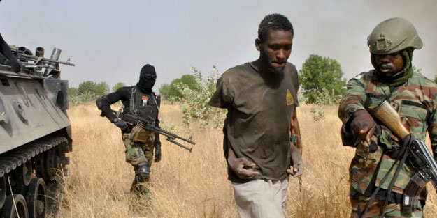 Nijerya kan gölüne döndü