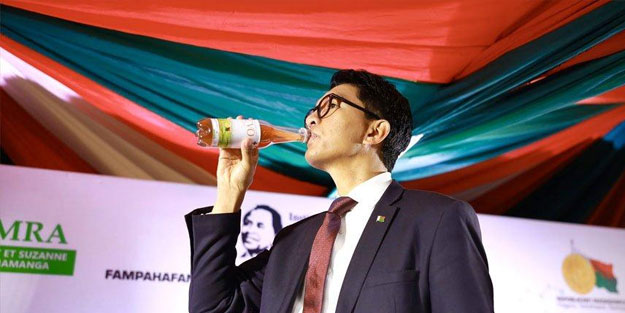 Nijerya, Madagaskar'dan bitkisel koronavirüs ilacı sipariş etti