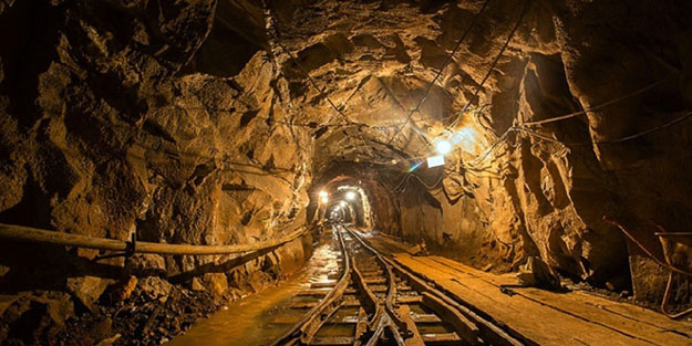 Nijerya'da Çinli kaçak madenciler tutuklandı