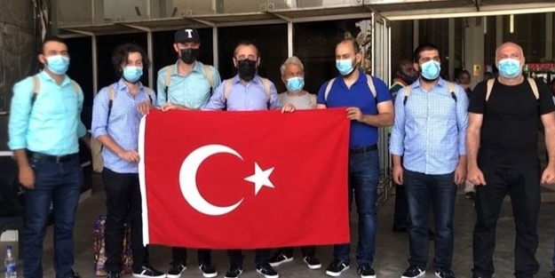 Nijerya'da kaçırılan Türk denizciler Türkiye'de!