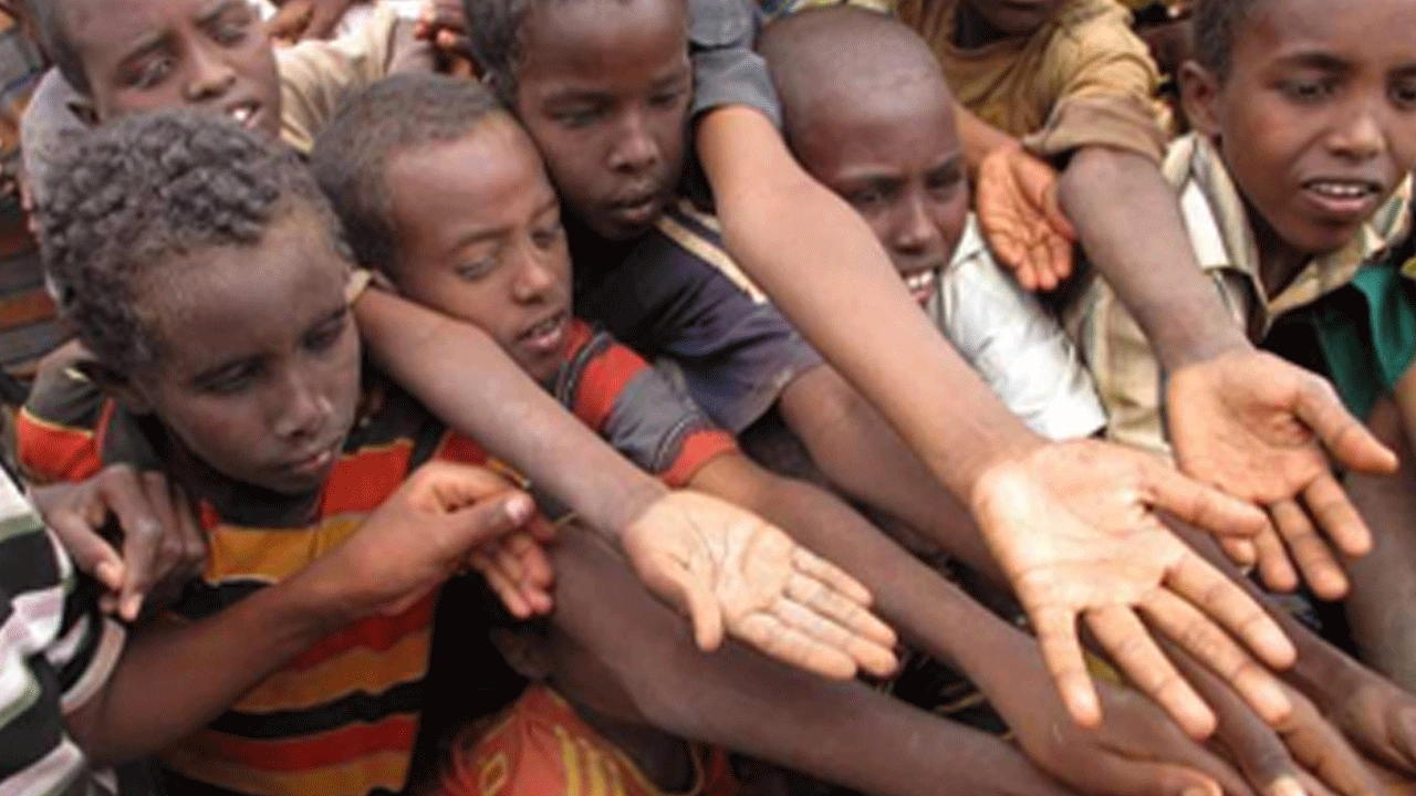 Nijerya’da yoksulluk alarm veriyor! 139 milyon kişi temel ihtiyaçlara ulaşamıyor