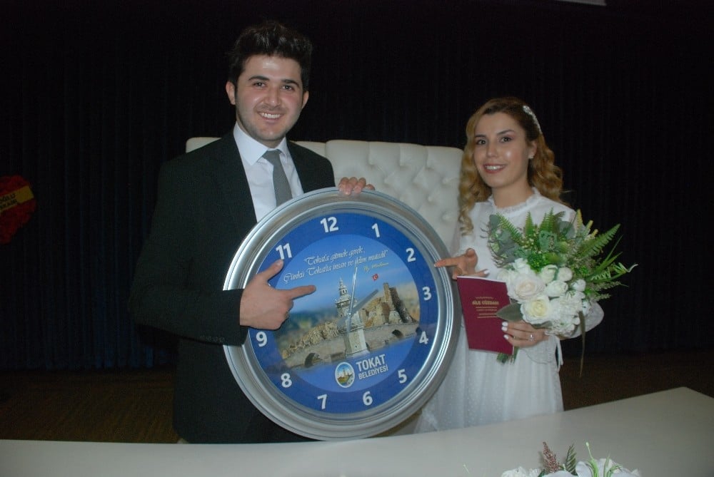 Nikah dairelerinde 20.02.2020 yoğunluğu 
