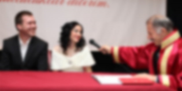 Nikah memurundan şaşırtan hareket! Damadın cevabı sonrası iptal etti
