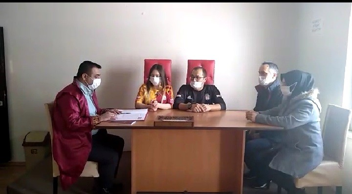 Nikahlar Korona virüs hassasiyeti ile kıyılıyor 