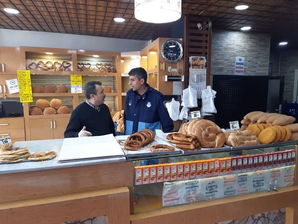 Niksar’da zabıta ekiplerinden Corona virüs denetimi 