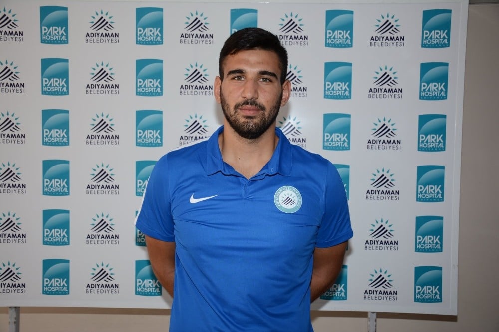 Nilüfer Belediyespor’da iki imza birden 