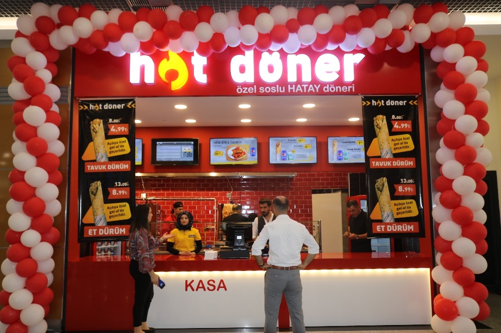 Ninova Park AVM kadrosunu genişletmeye devam ediyor 