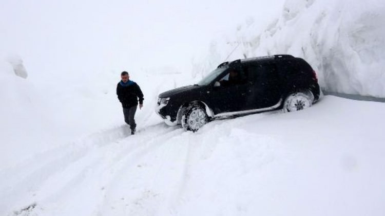 Nisan ayında kar sürprizi