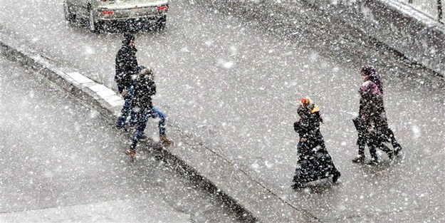 Nisan ayında kar sürprizi