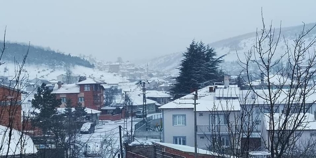 Nisan ayında kar yağdı