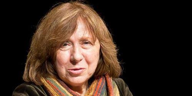 Nobel'i aldı, Putin'i topa tuttu!