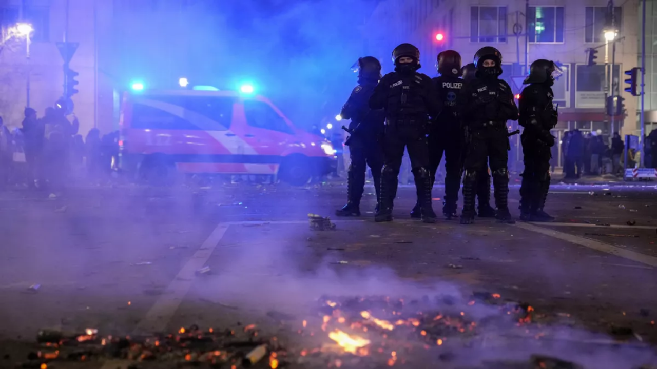 Noel azgınlığı pahalıya patladı! 5 ölü, 31 yaralı, 330 gözaltı