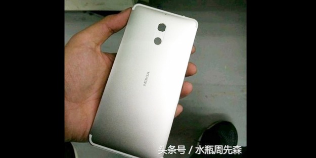 Nokia'nın android'li telefonu böyle görüntüledi