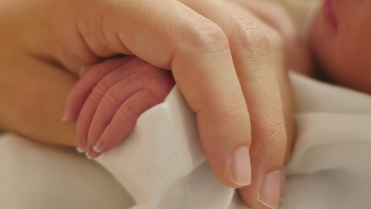 Normal doğum anne ve bebeğin bağını güçlendiriyor!