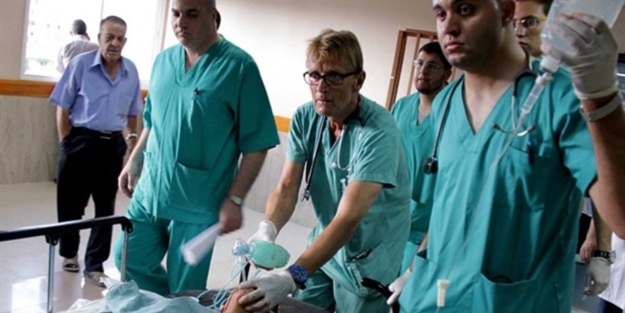 Norveçli doktorun Gazze'ye girişi yasaklandı!
