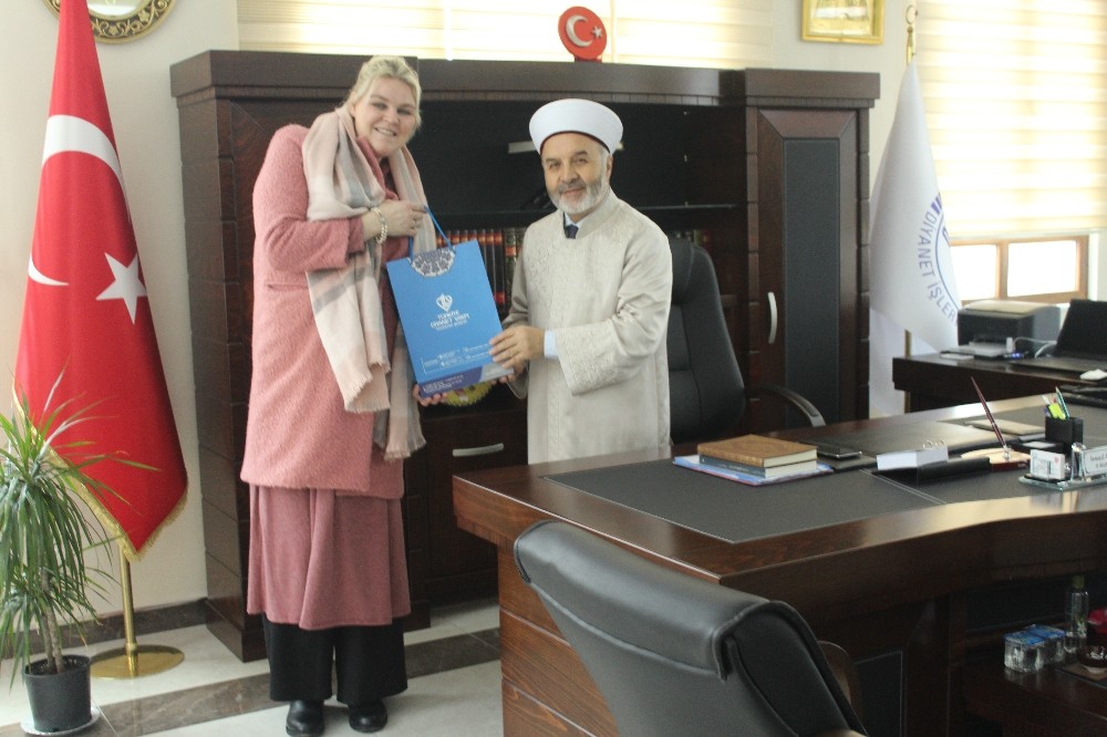 Norveçli kadın Tekirdağ’da Müslüman oldu 