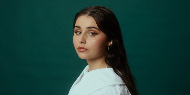 Norveçli şarkıcıdan İsrail protestosu!