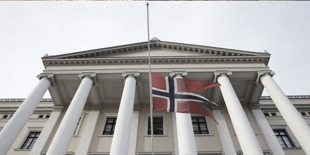 Norveç’te kutup ayısını uyandıran kişiye 3 bin 890 sterlin para cezası