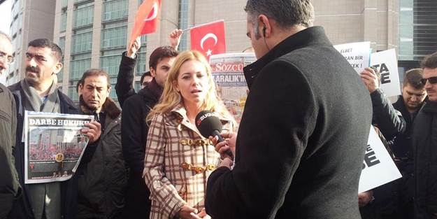 NTV'den kovulduğu için onur duyan Suna Viidinli paralele koştu