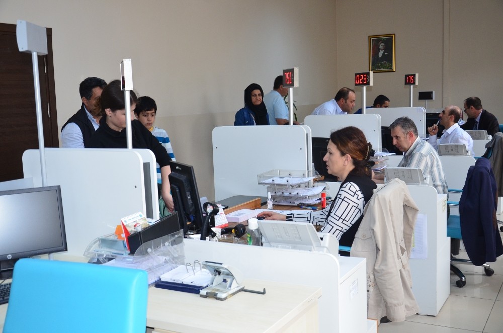 Nüfus müdürlüklerinde çalışma saatleri uzatıldı 