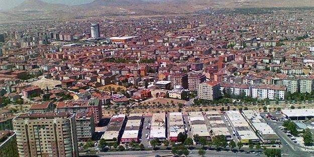 O ilçe nüfusuyla 50 ili geride bıraktı