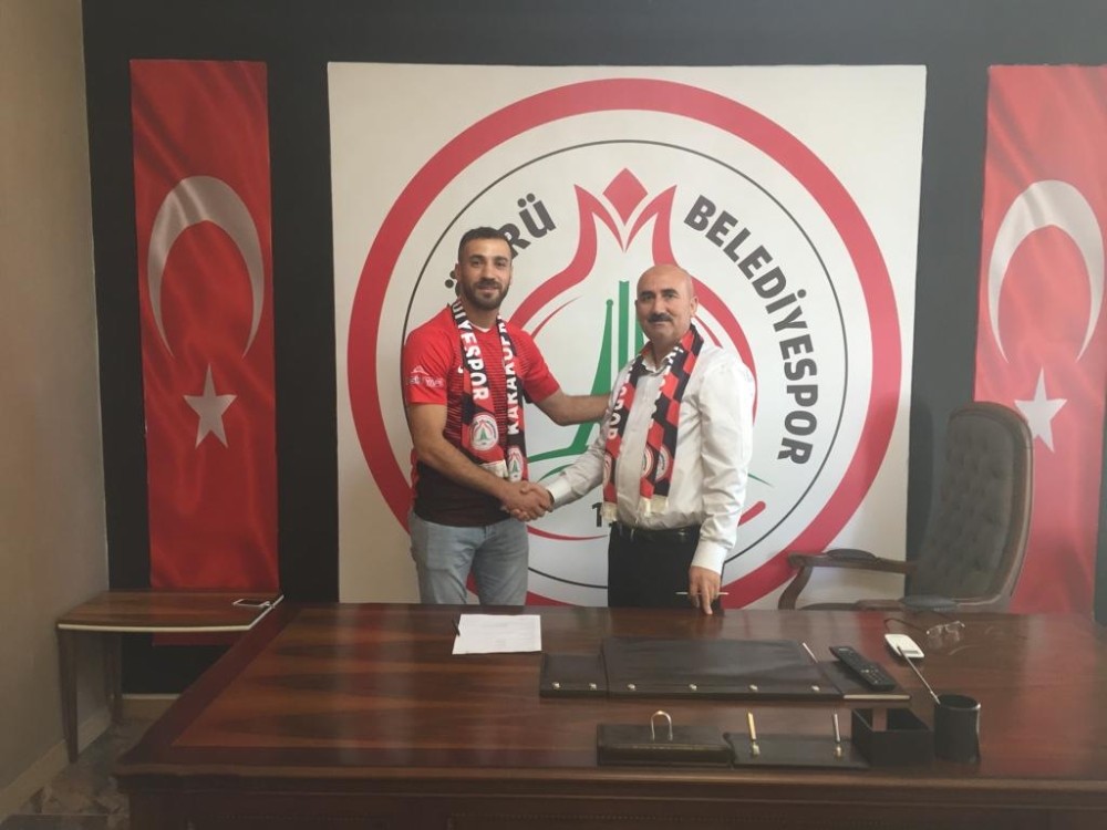 Nuh Aşkın Karaköprü Belediyespor’da 