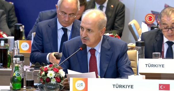 Numan Kurtulmuş: Dünya 5'ten de büyüktür, 20'den de büyüktür