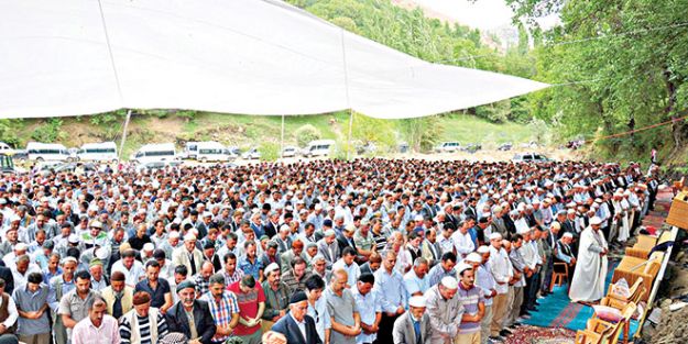 Nurs köyüne ziyaretçi akını