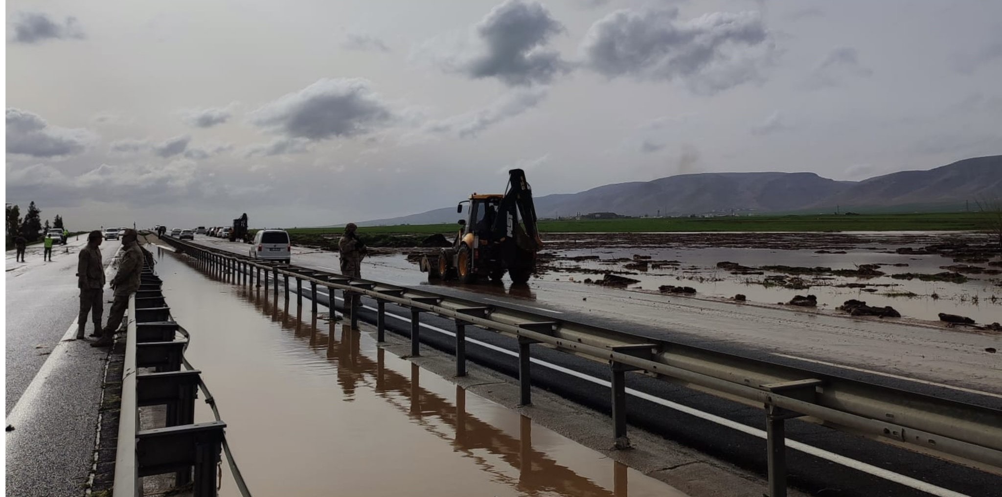 Nusaybin’de selin etkili olduğu bölgelerde inceleme yapıldı